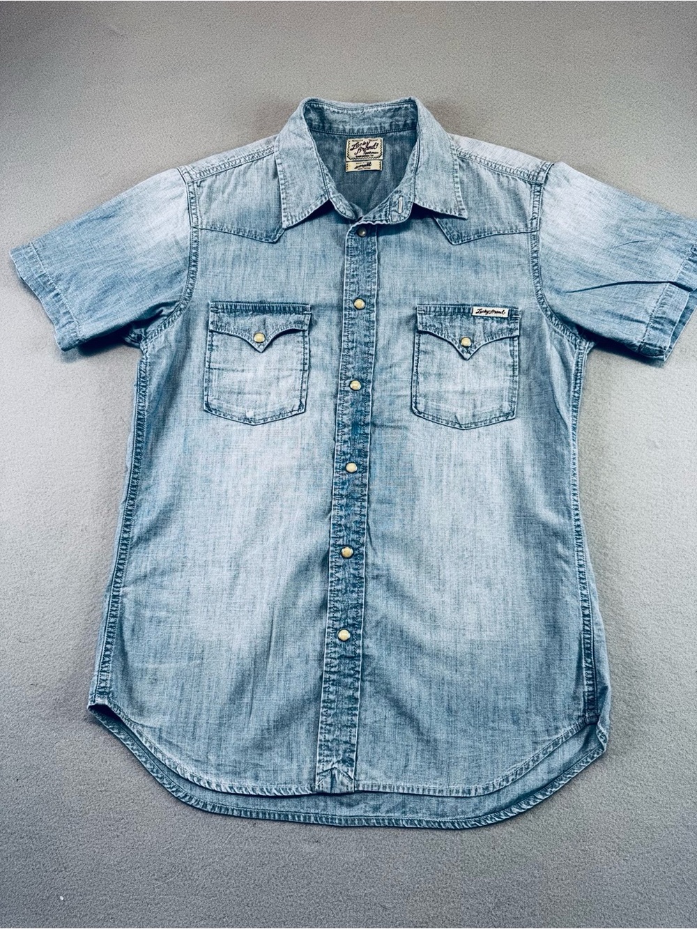 Women’s Lucky Brand Vintage Wash Short-Sleeve Denim Shirt - Light Blue
